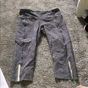 19” cropped lululemon leggings